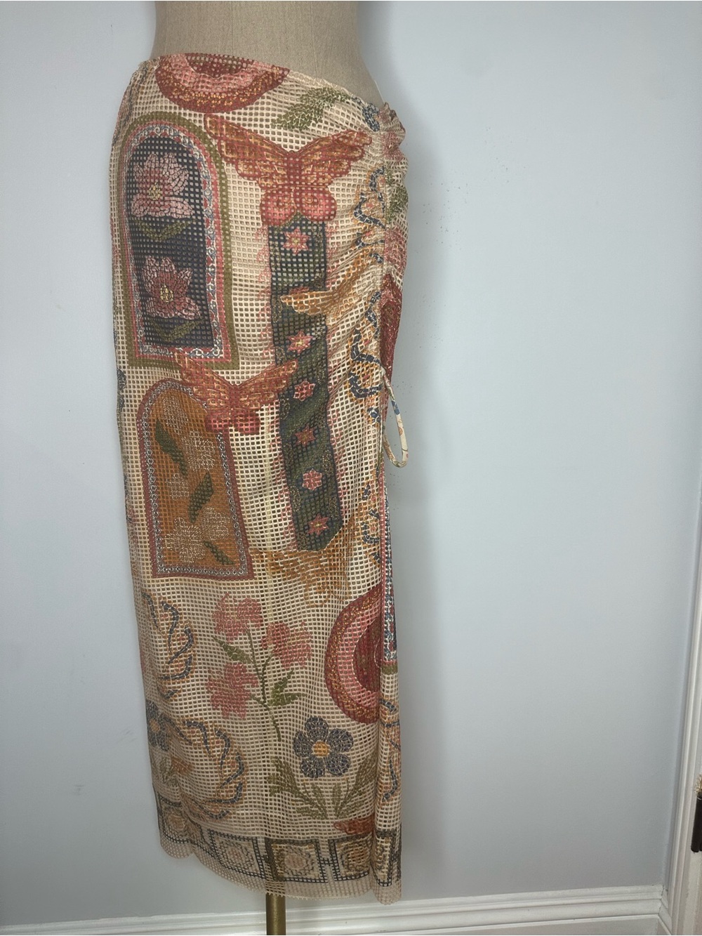 Agua Bentida Tock Fiore Cover-Up Skirt - Picture 6 of 10